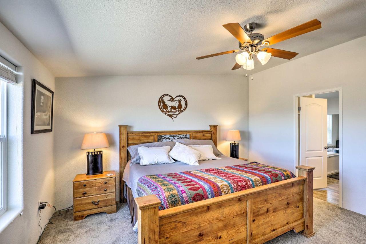 Desert Escape Off I-10 With Over 1 Enclosed Acre! Mescal 外观 照片